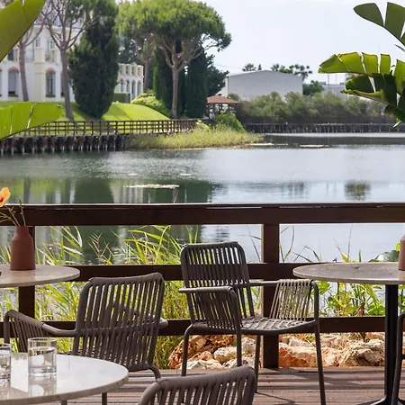 Domes Algarve, Autograph Collection