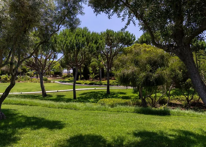 Domes Algarve, Autograph Collection